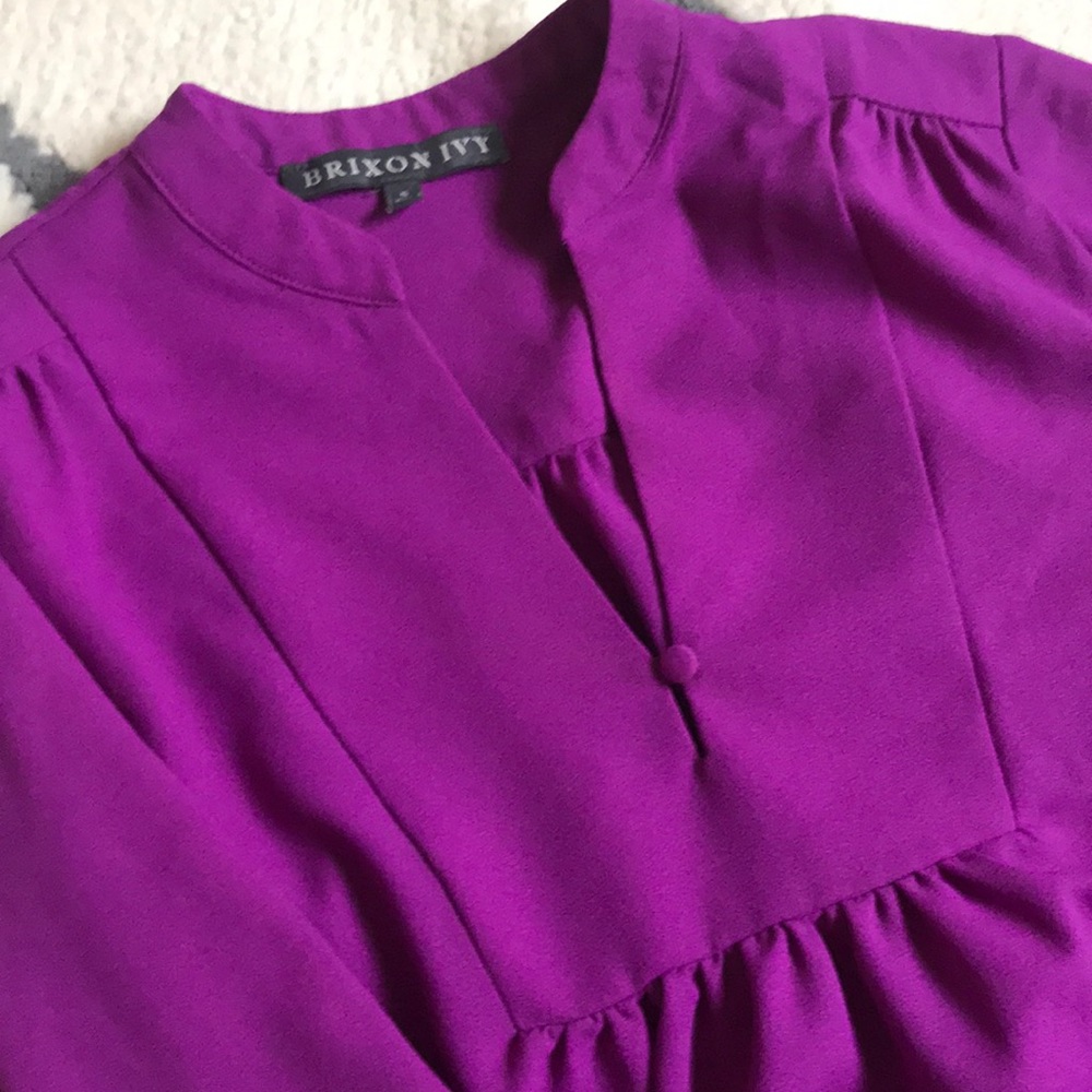 Blouse-light weight flowy - Picture 8 of 9